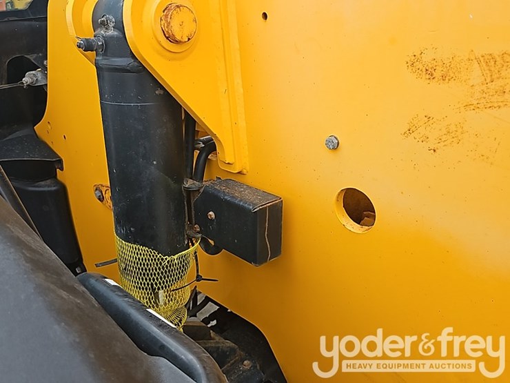 2018-jcb-507-42-image-28