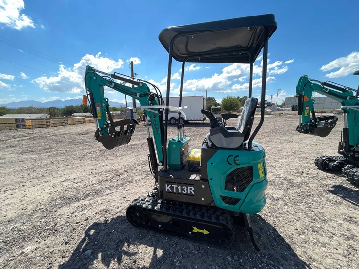#2458-•-2026-cfg-kt13r-mini-excavator-image-24