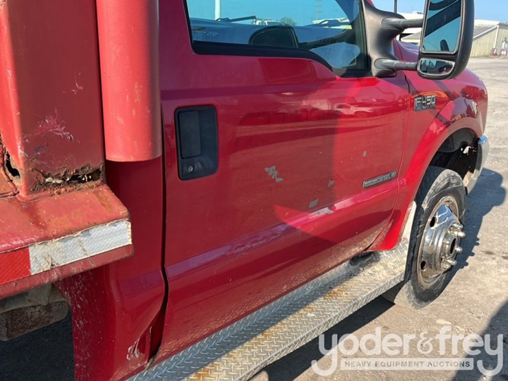 2002-ford-f450-xl-image-33