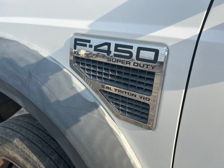 2008-ford-f450-image-15