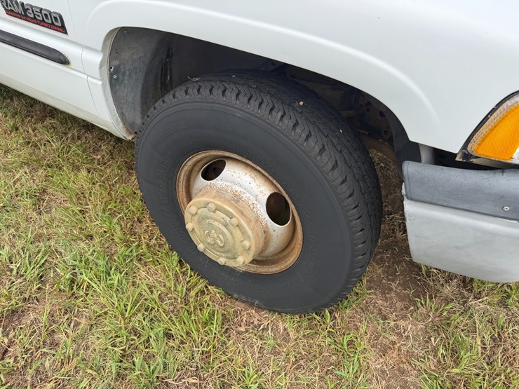 1998-dodge-ram-3500-image-9