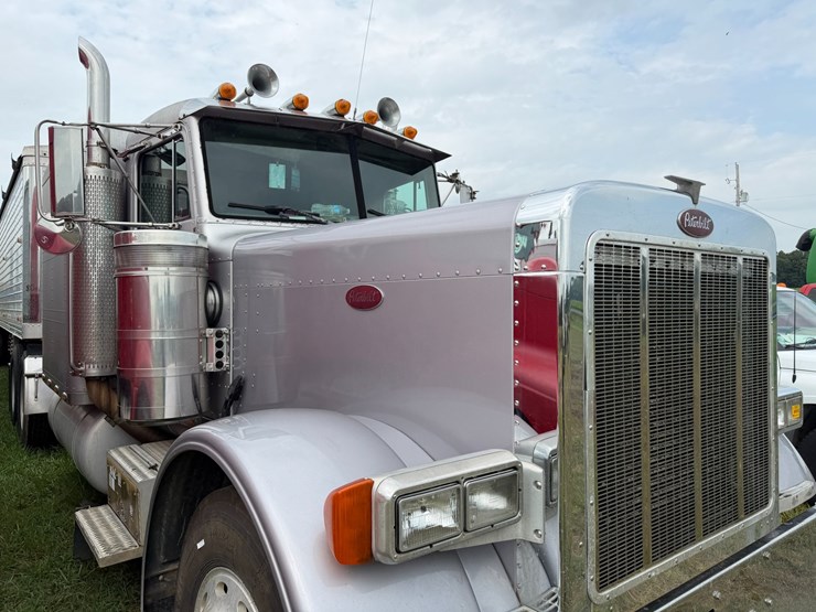 1989-peterbilt-379-image-43