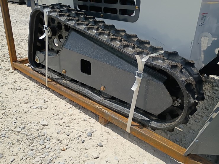 #l63-008-•-2026-zjg-380-mini-skid-steer-image-21
