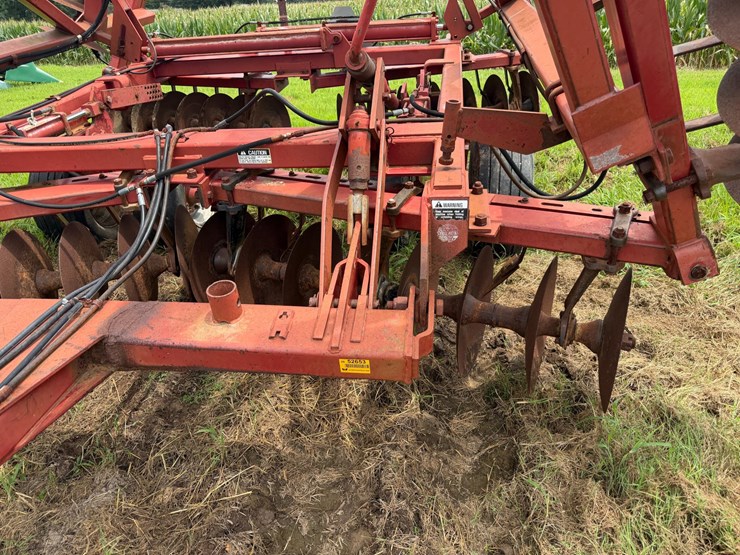 case-ih-3950-image-44
