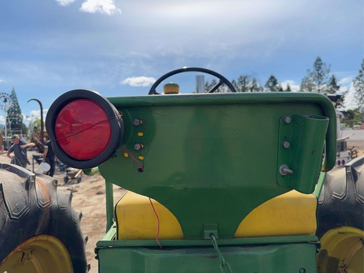 john-deere-730-image-47