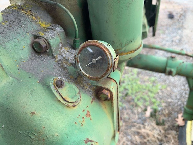 john-deere-m-image-44