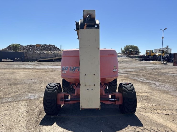 2003-jlg-600a-image-8