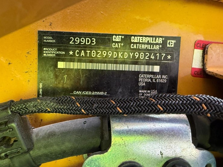 2020-caterpillar-299d3-image-29