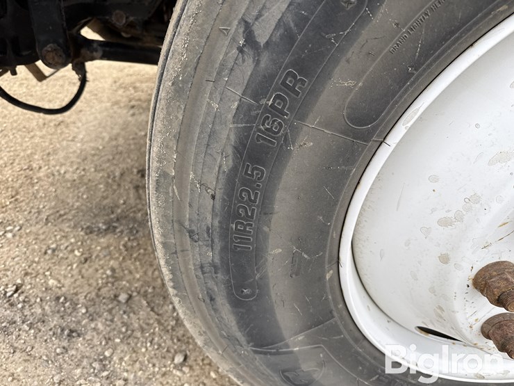 2014-kenworth-t800-image-18