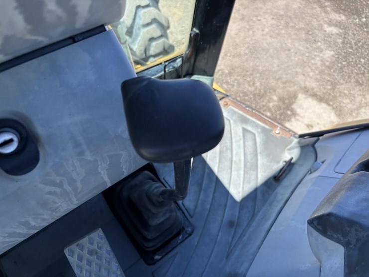 2007-caterpillar-420e-image-43