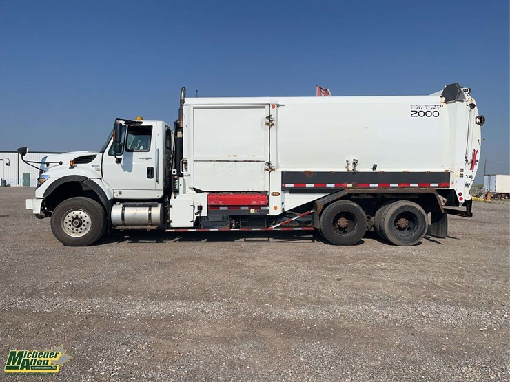 2011-international-workstar-7400-image-2