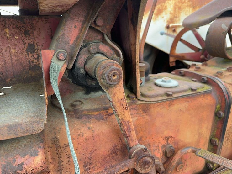 ford-8n-image-12
