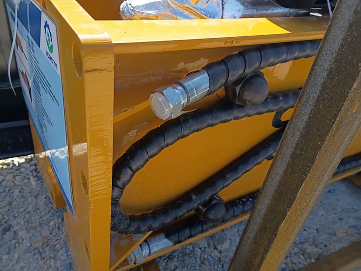 #l66-023-•-agt-breaker-hammer-skid-steer-attachment-image-11