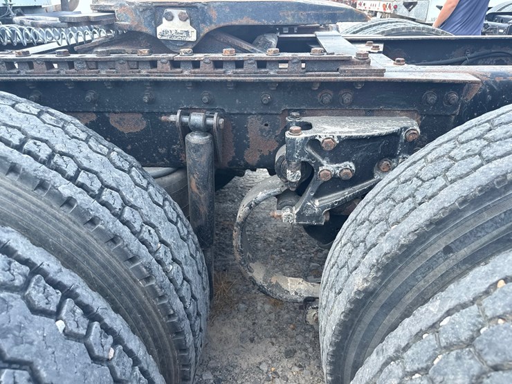 2007-kenworth-t600-image-9