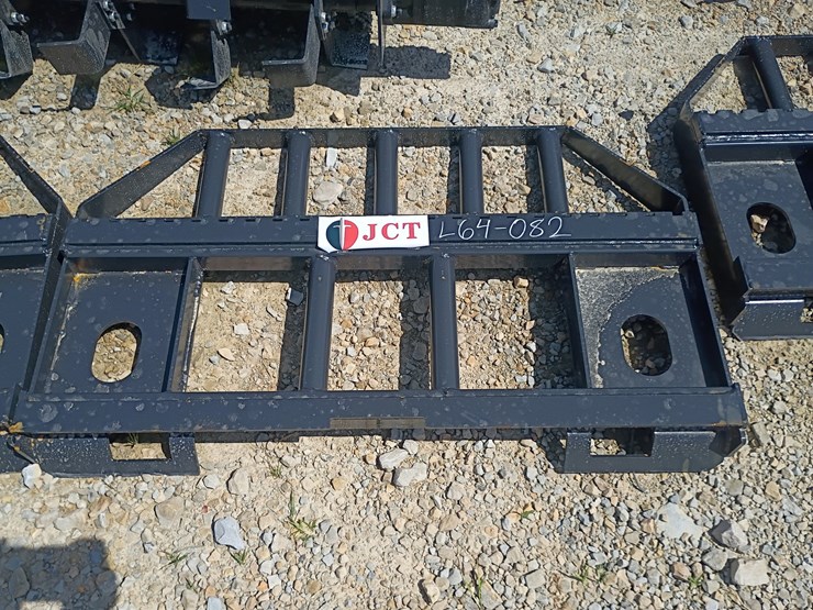 #l64-082-•-jct-pallet-fork-skid-steer-attachment-image-2