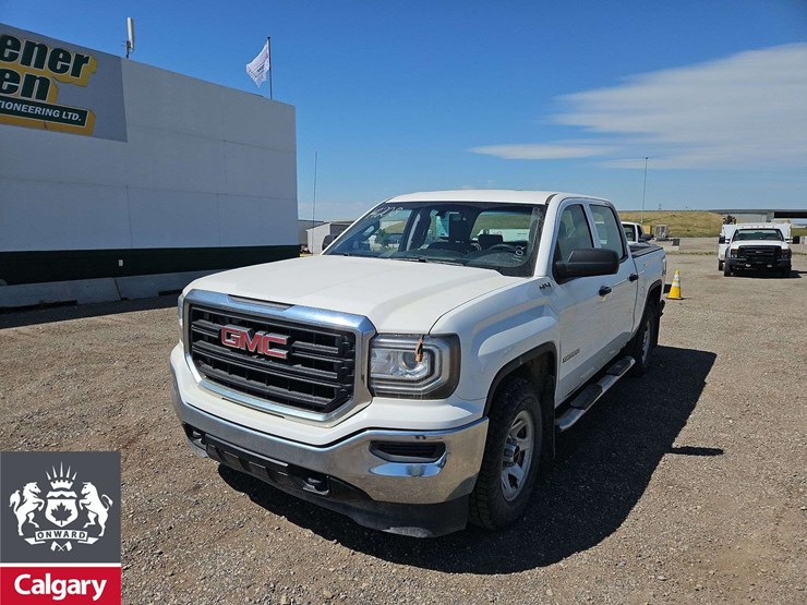 2016-gmc-sierra-1500-image-1
