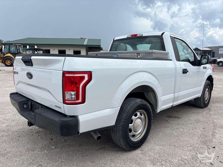 2015-ford-f150-image-3