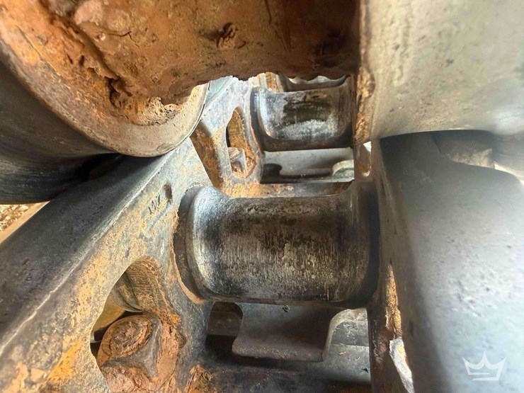 2020-deere-700k-xlt-image-68