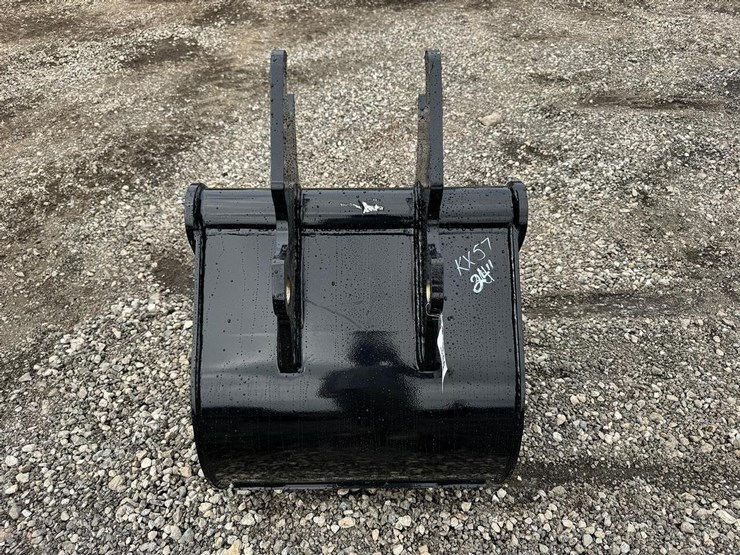 24”-quick-attach-excavator-bucket-for-kx57-image-5