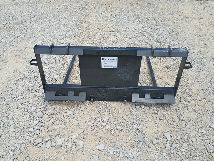 #l64-035-•-jct-bale-spike-skid-steer-attachment-image-3