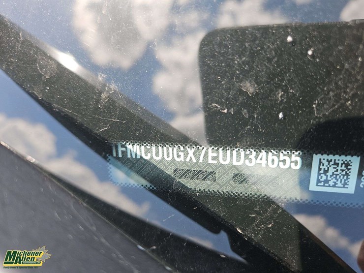 2014-ford-escape-image-32