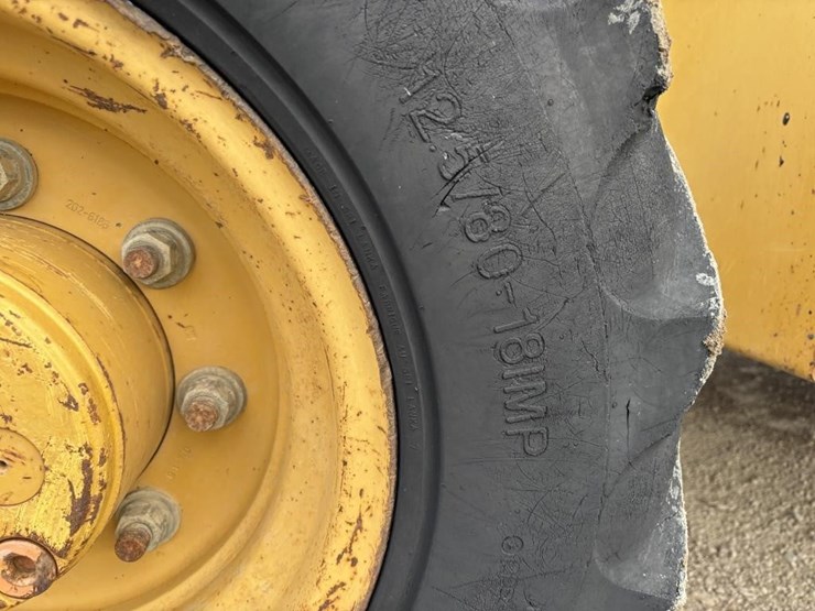 2007-caterpillar-414e-image-25
