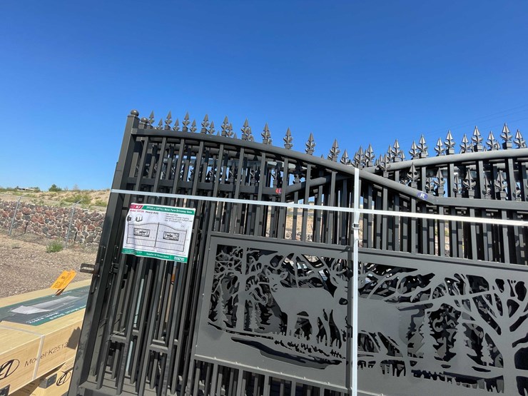 #2872-•-2026-unused-metal-farm-driveway-gate-image-5