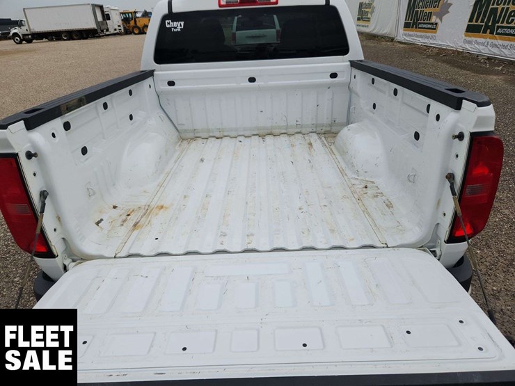 2021-chevrolet-colorado-image-15