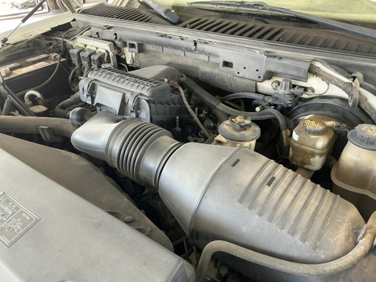 2005-ford-expedition-image-12