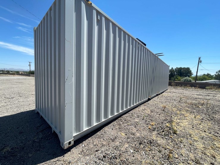 #2352-•-40'-high-shipping-container-image-14