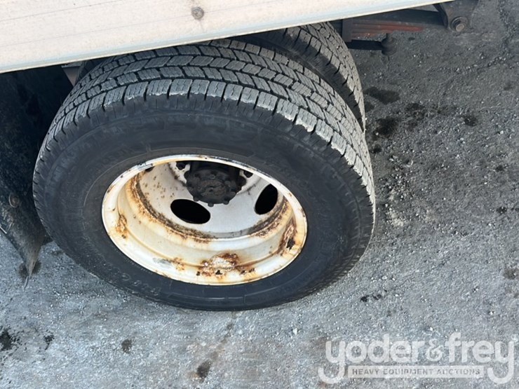 2019-ford-f450-image-12