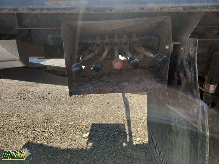 international-durastar-4400-image-36
