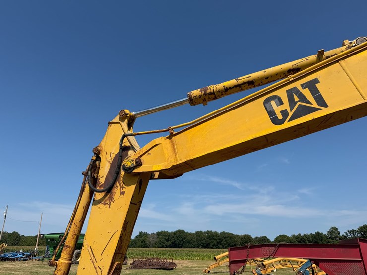 caterpillar-307-image-38