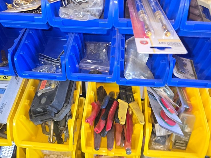 #431-•-47-bin-organizer-with-all-the-contents-image-6