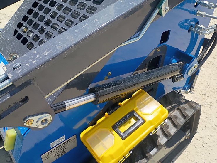 #l63-017-•-2026-zjg-380-mini-skid-steer-image-24