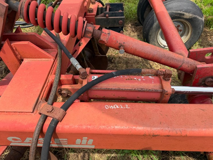 case-ih-3950-image-32