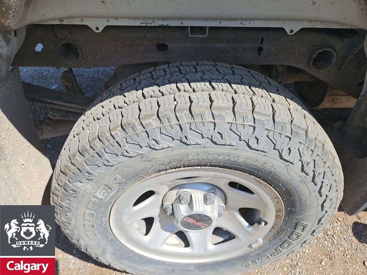 2016-gmc-sierra-1500-image-10
