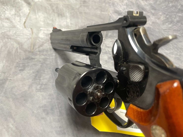#10828-•-smith-&-wesson-model-586,-357-mag-revolver,-sn:-bfh4922-image-18