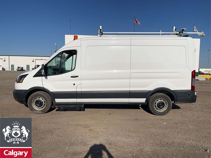 2018-ford-transit-image-2