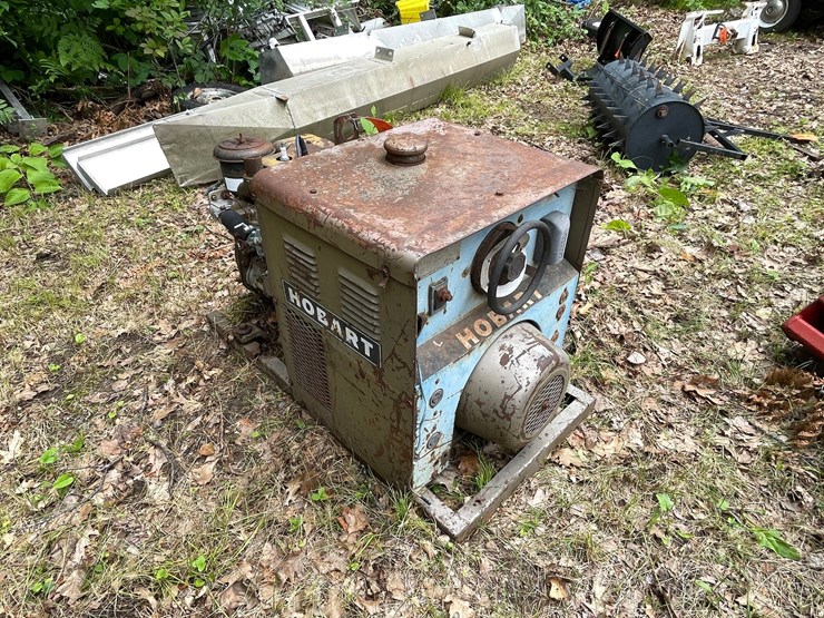 #6129-•-hobart-generator/welder-image-1