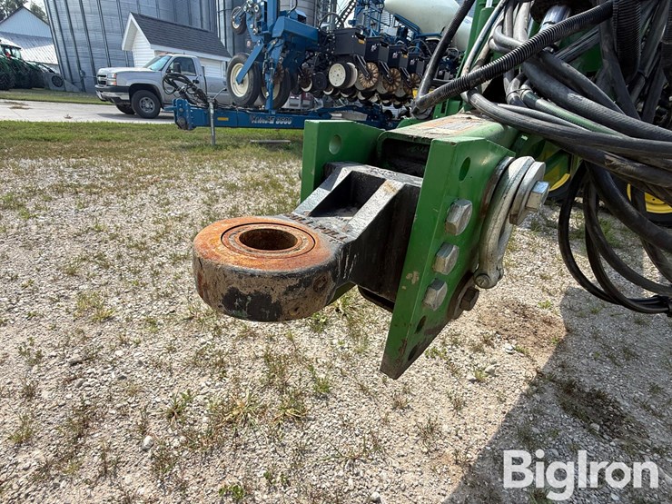2021-john-deere-db60-image-13