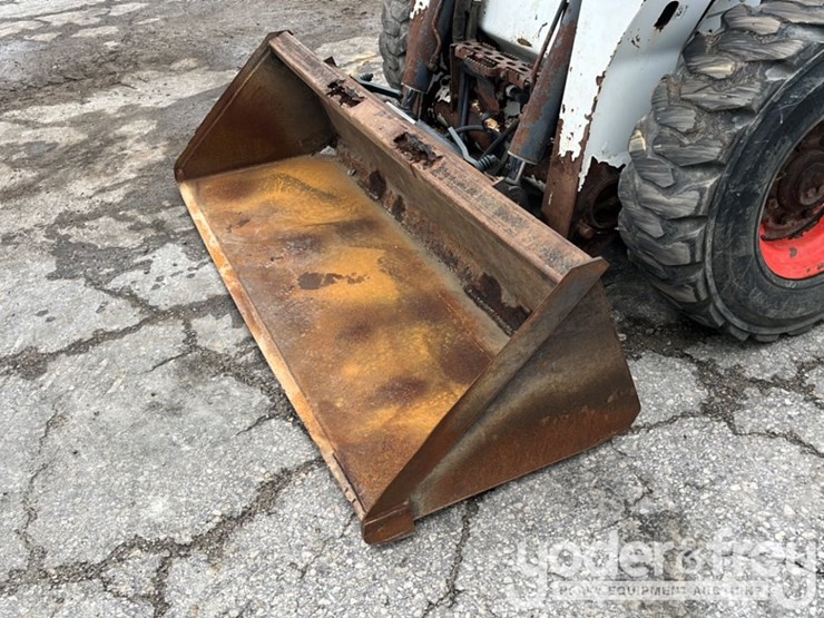 2017-bobcat-s650-image-13