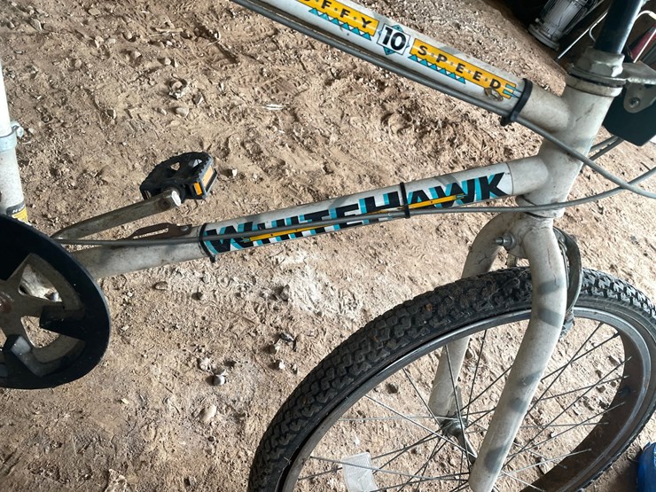 #1247-•-various-recreational-items-image-22