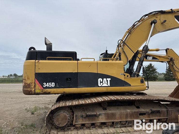 2010-caterpillar-345d-image-10