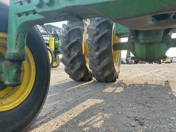 john-deere-4630-image-32
