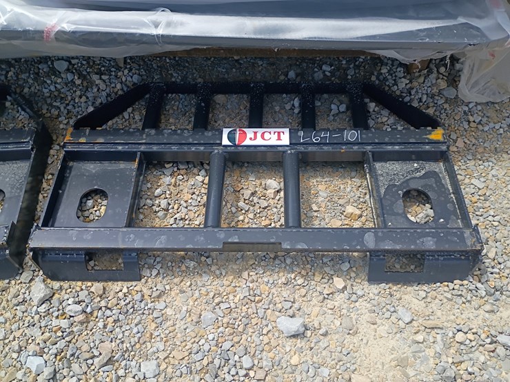 #l64-101-•-jct-pallet-fork-skid-steer-attachment-image-2