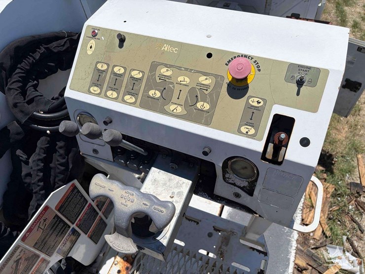 2016-international-durastar-4300-image-30