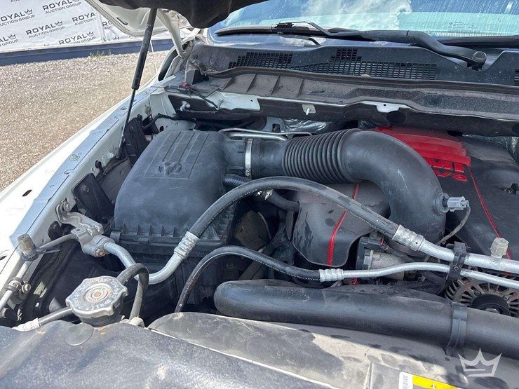 2017-dodge-1500-image-8