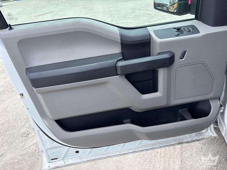 2015-ford-f150-image-12