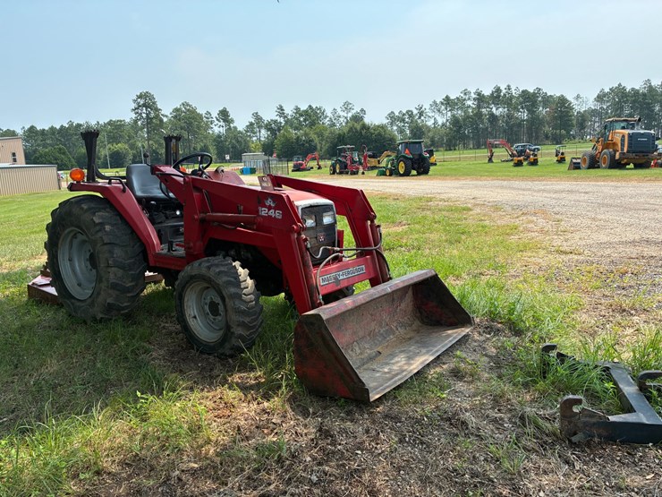 massey-ferguson-1250-image-2